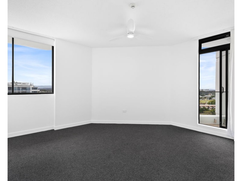 1104/41 Labrador Street, Labrador QLD 4215