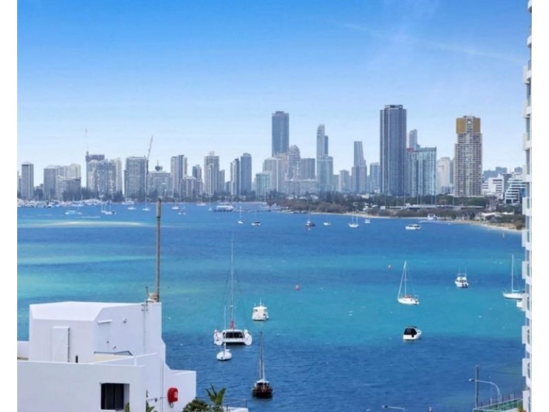 1104/41 Labrador Street, Labrador QLD 4215