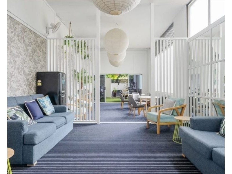 1104/41 Labrador Street, Labrador QLD 4215