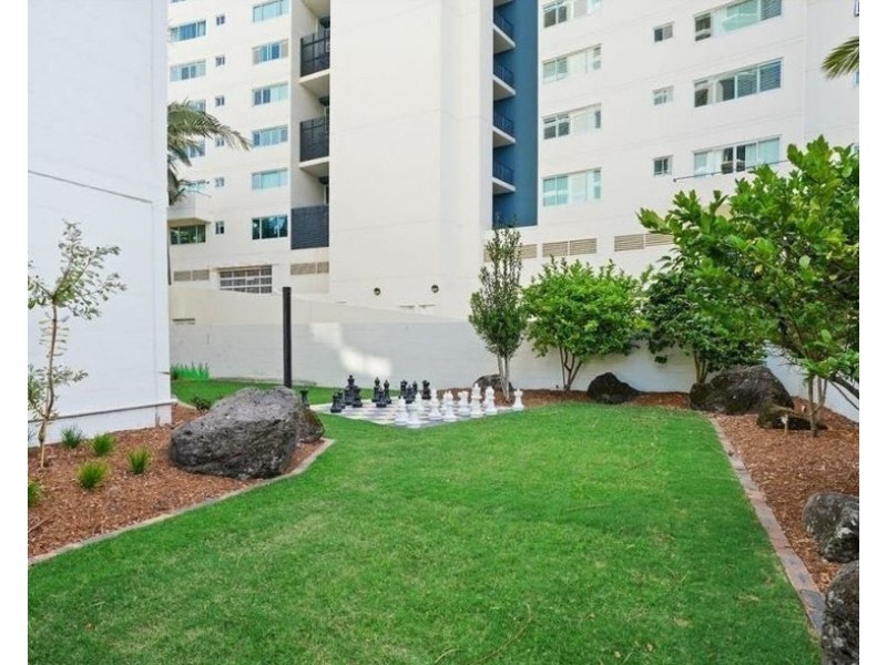 1104/41 Labrador Street, Labrador QLD 4215