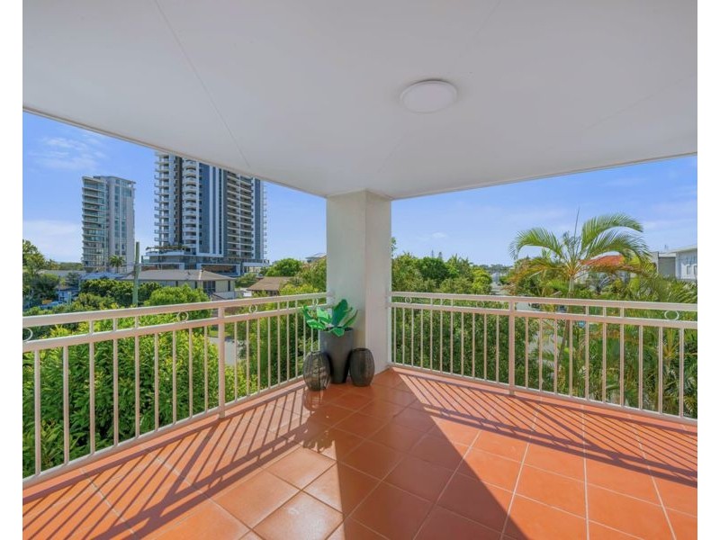15/30-34 Dalpura Street, Surfers Paradise QLD 4217