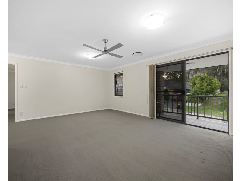4 Banbrook Court, Molendinar QLD 4214