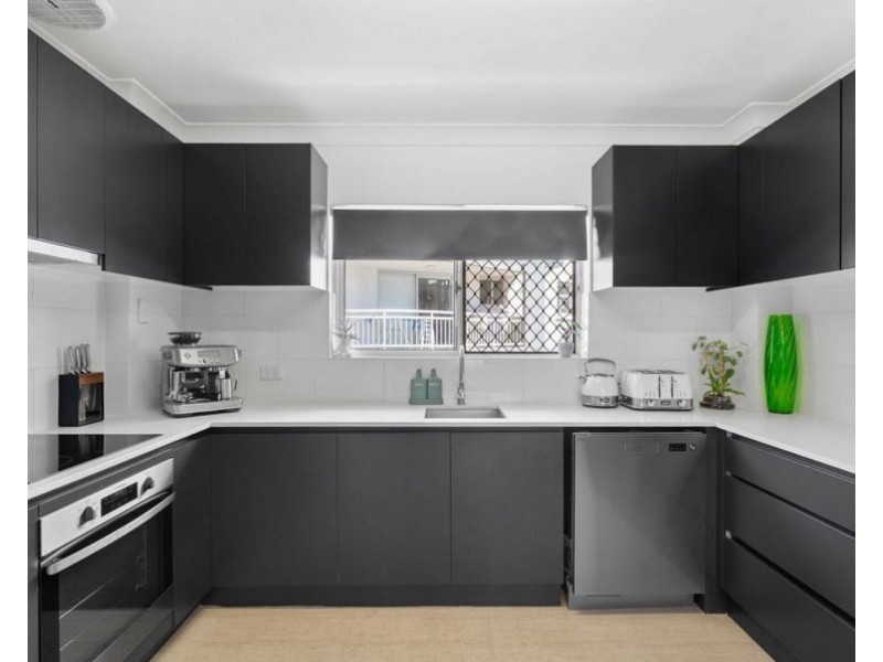 5/39 Old Burleigh Road, Surfers Paradise QLD 4217