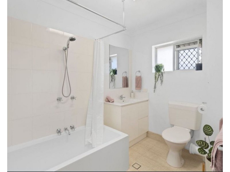 5/39 Old Burleigh Road, Surfers Paradise QLD 4217