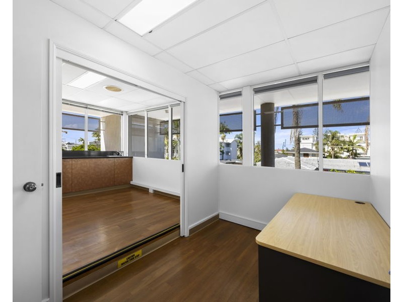 10/2431 Gold Coast Highway, Mermaid Beach QLD 4218