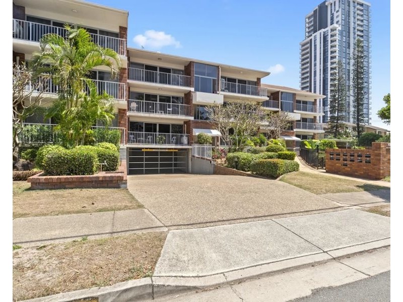 10/111 Old Burleigh Road, Broadbeach QLD 4218