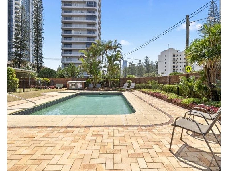 10/111 Old Burleigh Road, Broadbeach QLD 4218