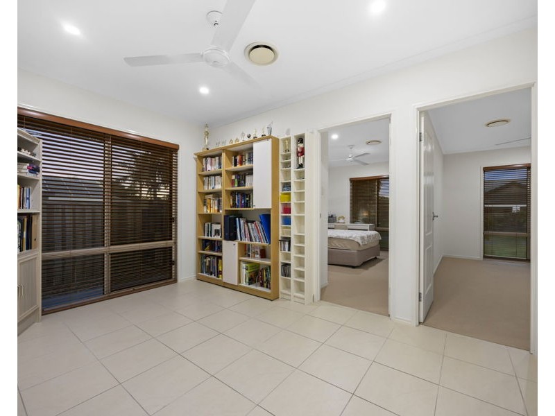 19 Rainbow Circuit, Coomera Waters QLD 4209