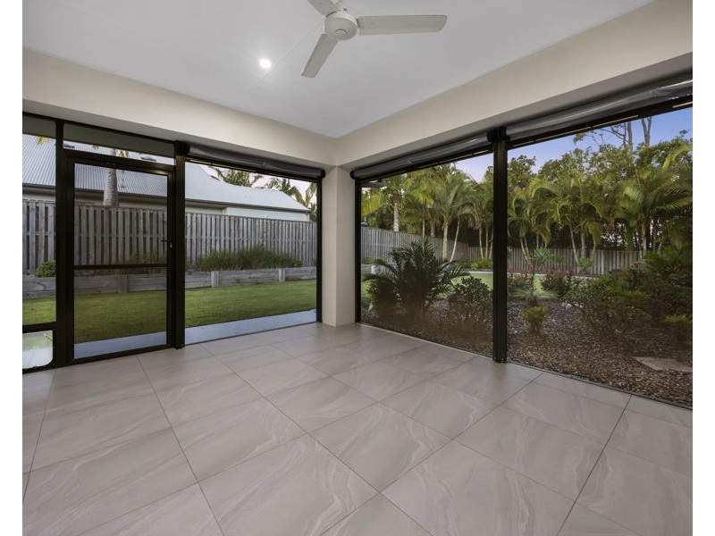 19 Rainbow Circuit, Coomera Waters QLD 4209