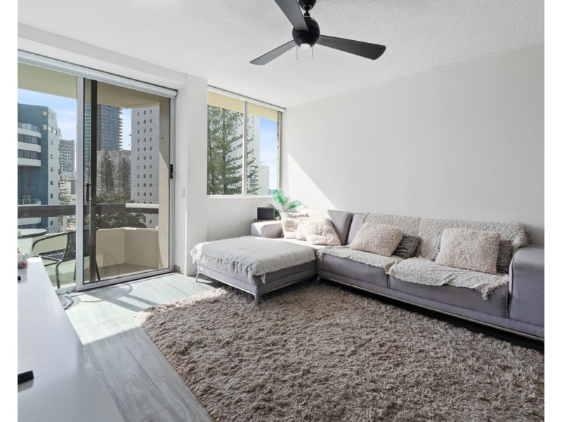 18/3 Old Burleigh Road, Surfers Paradise QLD 4217