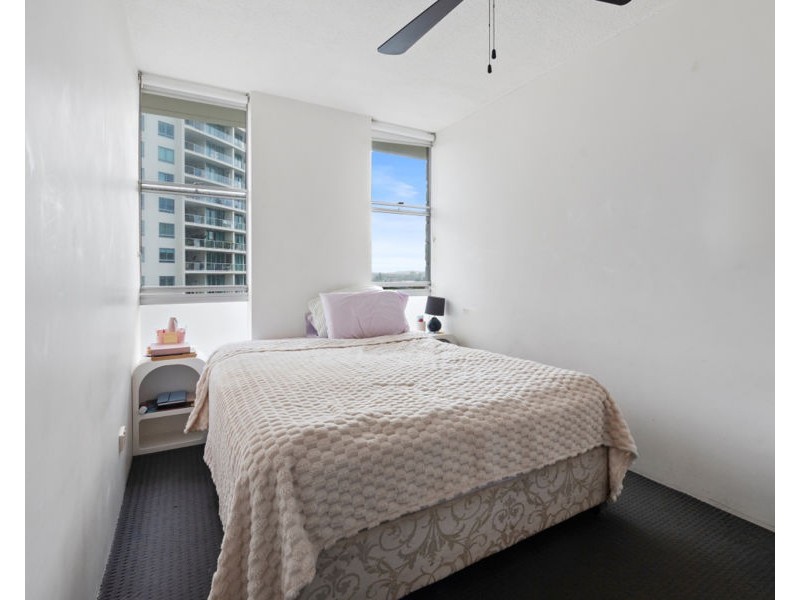 18/3 Old Burleigh Road, Surfers Paradise QLD 4217