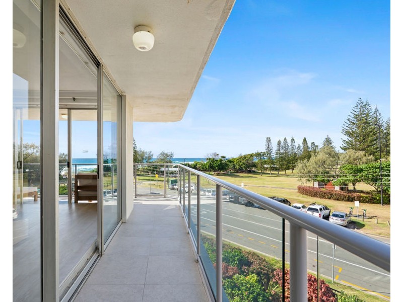 8/67 Broadbeach Boulevard, Broadbeach QLD 4218