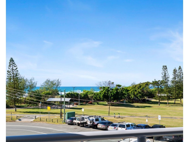 8/67 Broadbeach Boulevard, Broadbeach QLD 4218