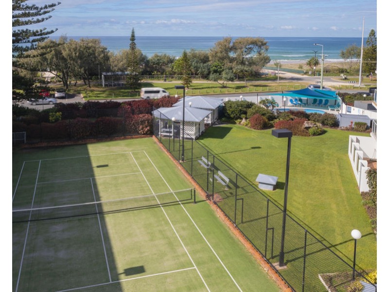 8/67 Broadbeach Boulevard, Broadbeach QLD 4218