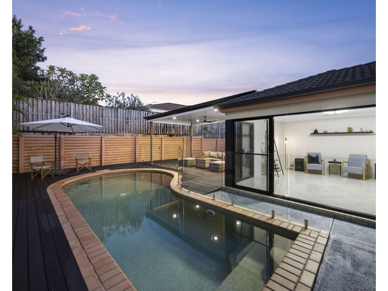 35 Lillywood Circuit, Molendinar QLD 4214