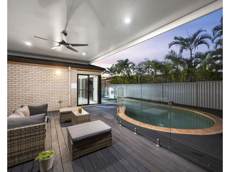 35 Lillywood Circuit, Molendinar QLD 4214
