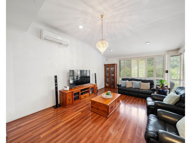 165/125 Santa Cruz Boulevard, Clear Island Waters QLD 4226
