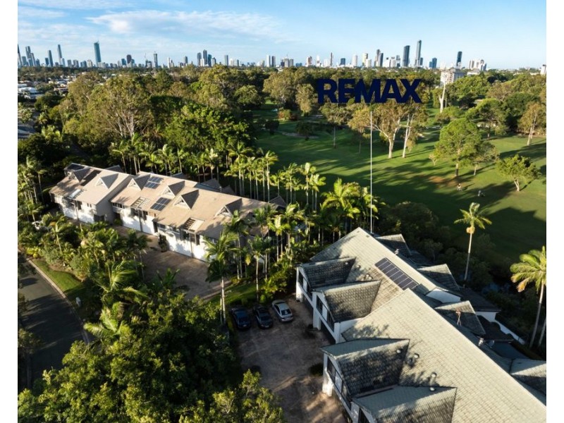 165/125 Santa Cruz Boulevard, Clear Island Waters QLD 4226