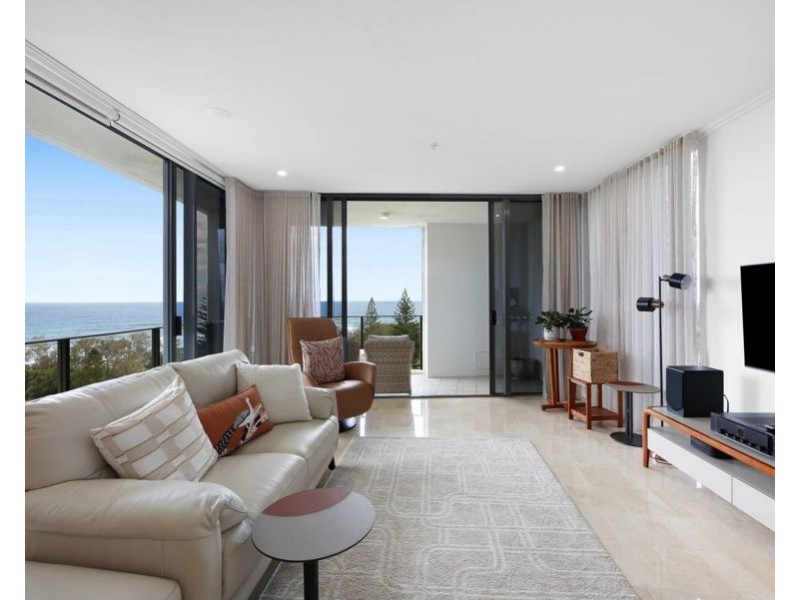 21/173 Old Burleigh Road, Broadbeach QLD 4218