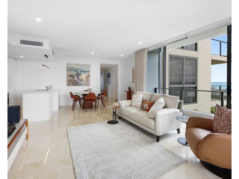 21/173 Old Burleigh Road, Broadbeach QLD 4218