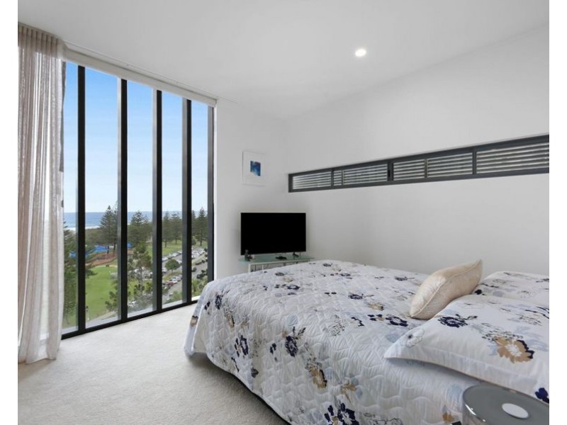 21/173 Old Burleigh Road, Broadbeach QLD 4218