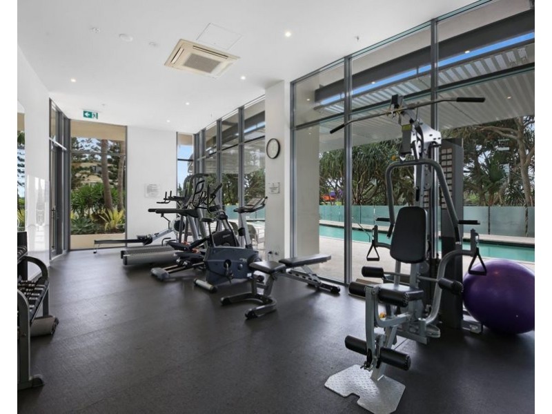 21/173 Old Burleigh Road, Broadbeach QLD 4218