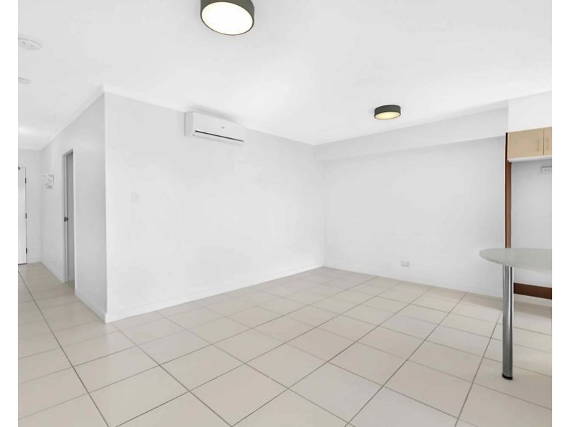 24/148 High Street, Southport QLD 4215
