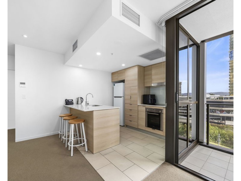 801/2663 Gold Coast Highway, Broadbeach QLD 4218