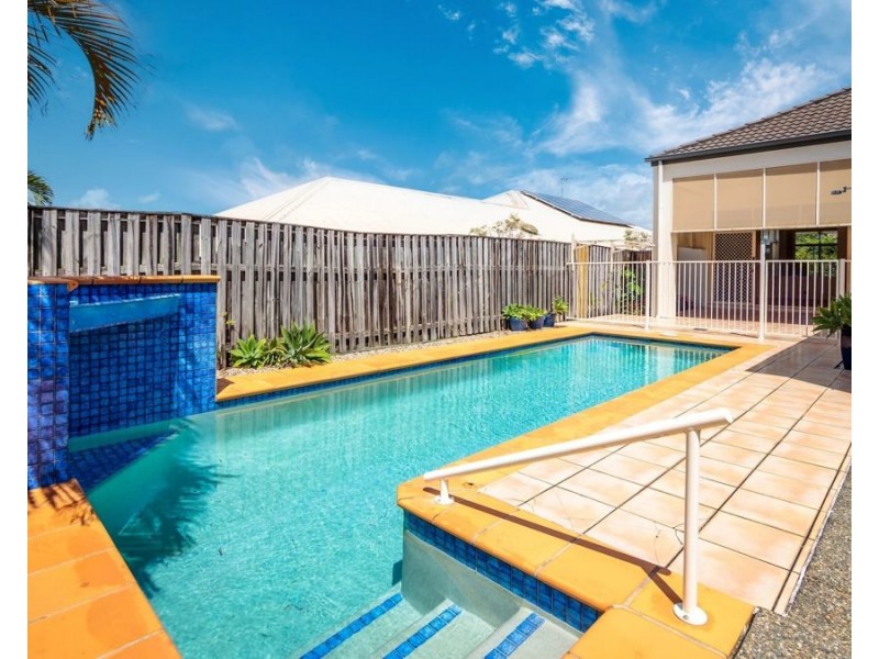 11 Duxton Drive, Varsity Lakes QLD 4227