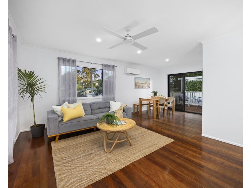 34 Macquarie Avenue, Molendinar QLD 4214