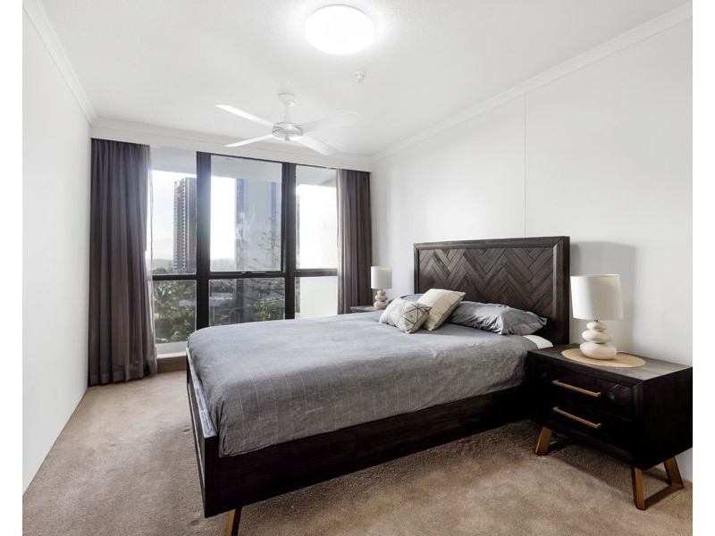 7E/3277 Surfers Paradise Boulevard, Surfers Paradise QLD 4217