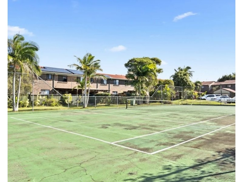 13/5-15 Galeen Drive, Burleigh Waters QLD 4220
