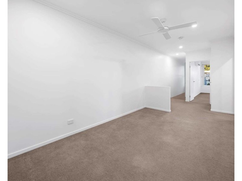 27 Florabella Drive, Robina QLD 4226