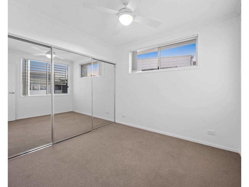 27 Florabella Drive, Robina QLD 4226