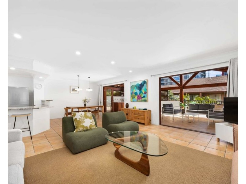 5/19 Australia Avenue, Broadbeach QLD 4218