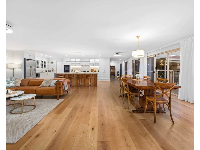 5 Camberwell Circuit, Robina QLD 4226