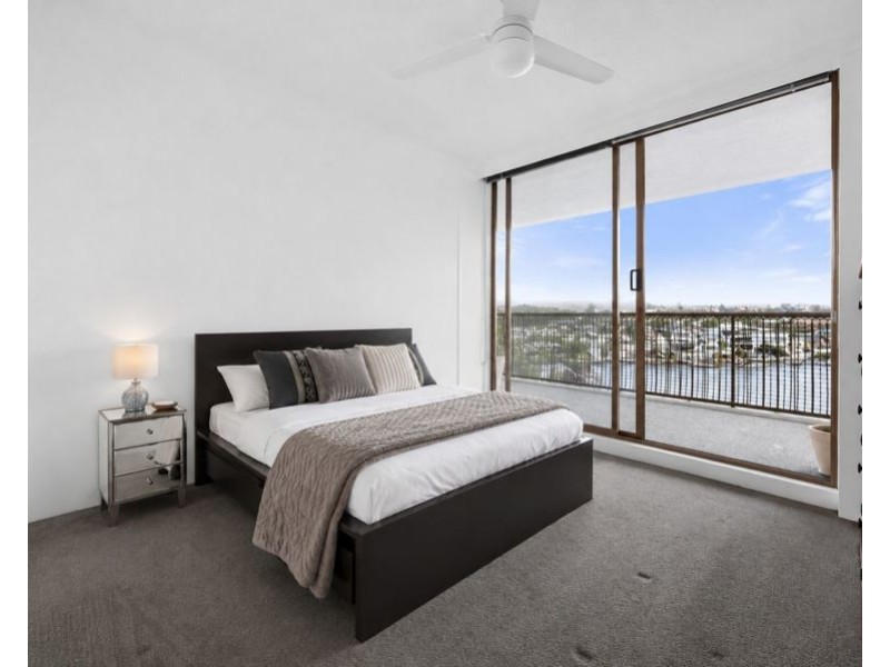 19/2916 Gold Coast Highway, Surfers Paradise QLD 4217