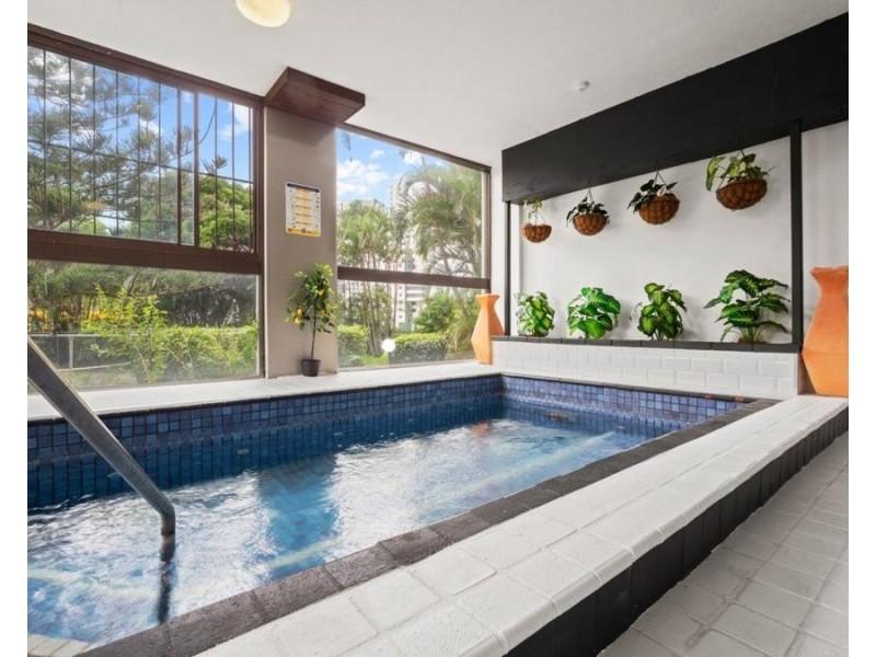 19/2916 Gold Coast Highway, Surfers Paradise QLD 4217