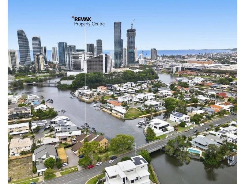 10/18-20 Sunshine Boulevard, Broadbeach Waters QLD 4218