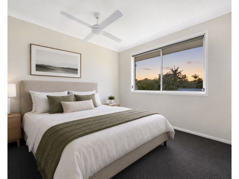15 Cooleroo Crescent, Southport QLD 4215
