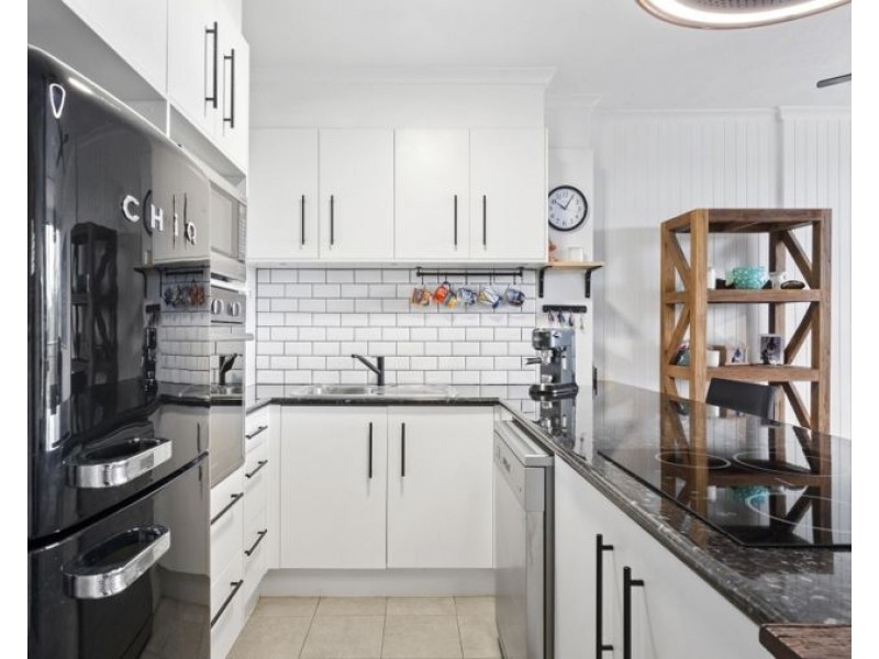 12/13-27 Fairway Drive, Clear Island Waters QLD 4226