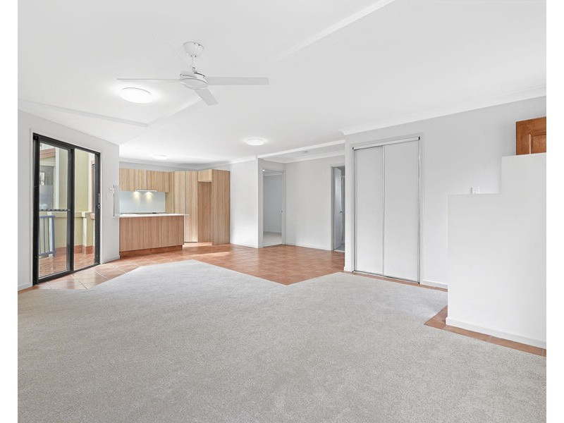 4/22 Peninsular Drive, Surfers Paradise QLD 4217