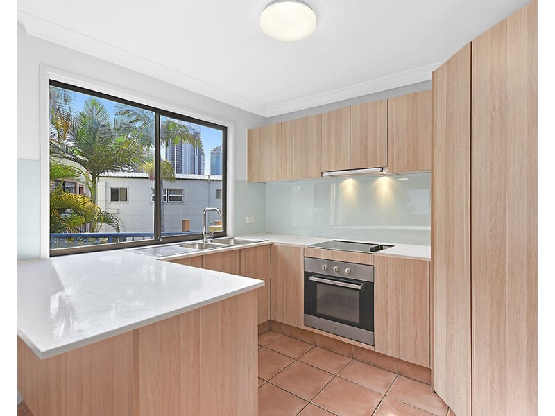 4/22 Peninsular Drive, Surfers Paradise QLD 4217