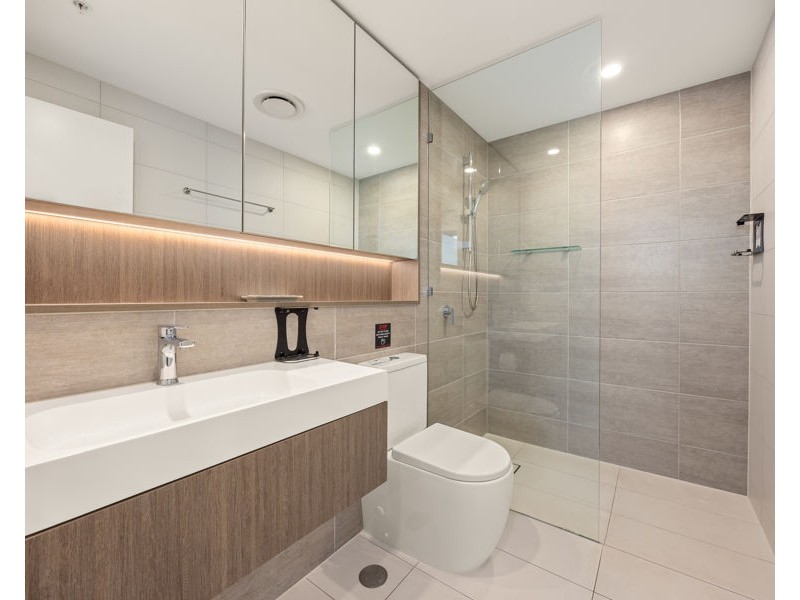 14106/5 The Darling Avenue, Broadbeach QLD 4218
