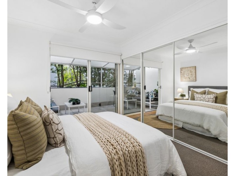 4/10-14 Purli Street, Surfers Paradise QLD 4217