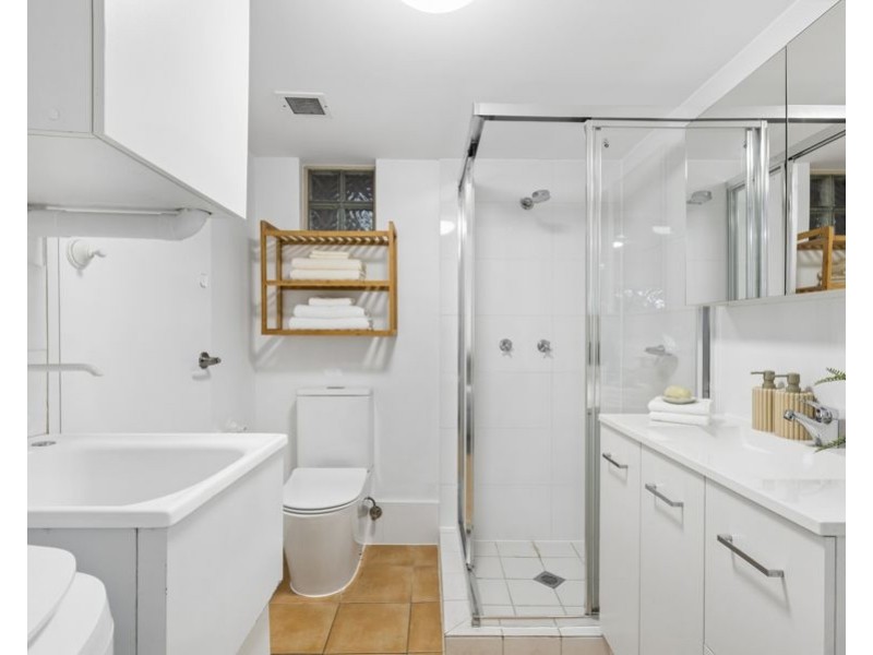 4/10-14 Purli Street, Surfers Paradise QLD 4217