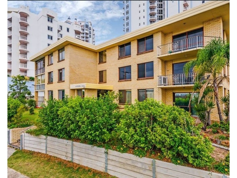3/2619 Gold Coast Highway, Broadbeach QLD 4218