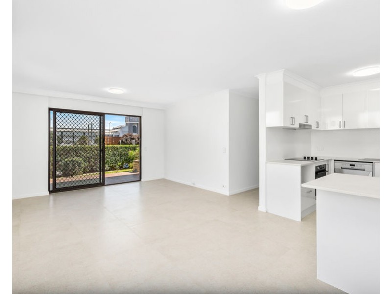3/2619 Gold Coast Highway, Broadbeach QLD 4218
