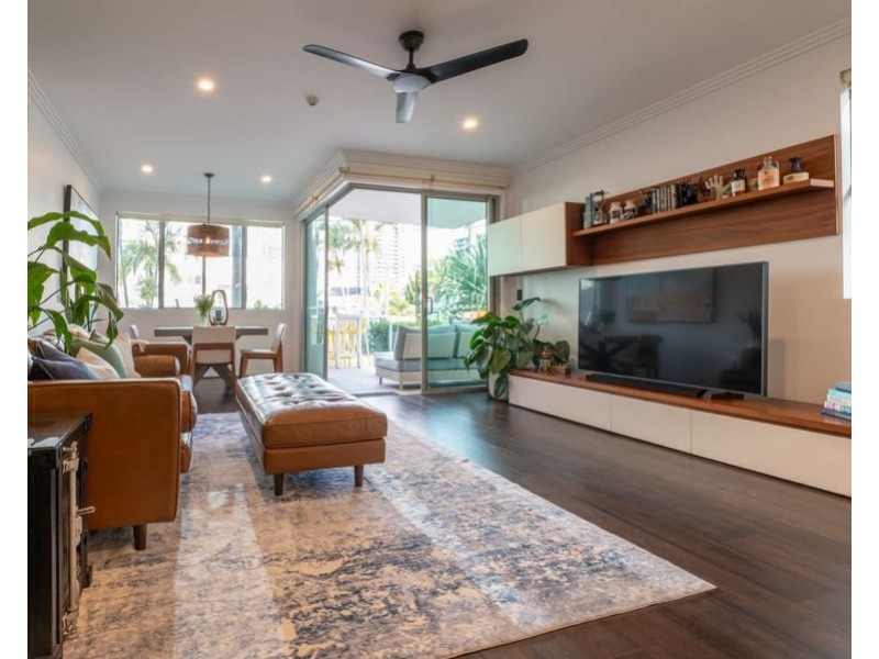 3/24 Tarcoola Crescent, Surfers Paradise QLD 4217