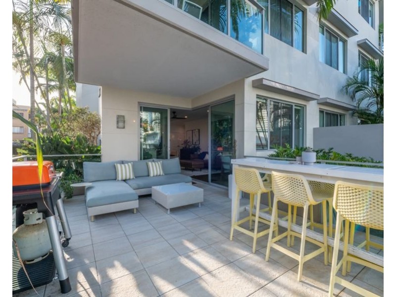 3/24 Tarcoola Crescent, Surfers Paradise QLD 4217